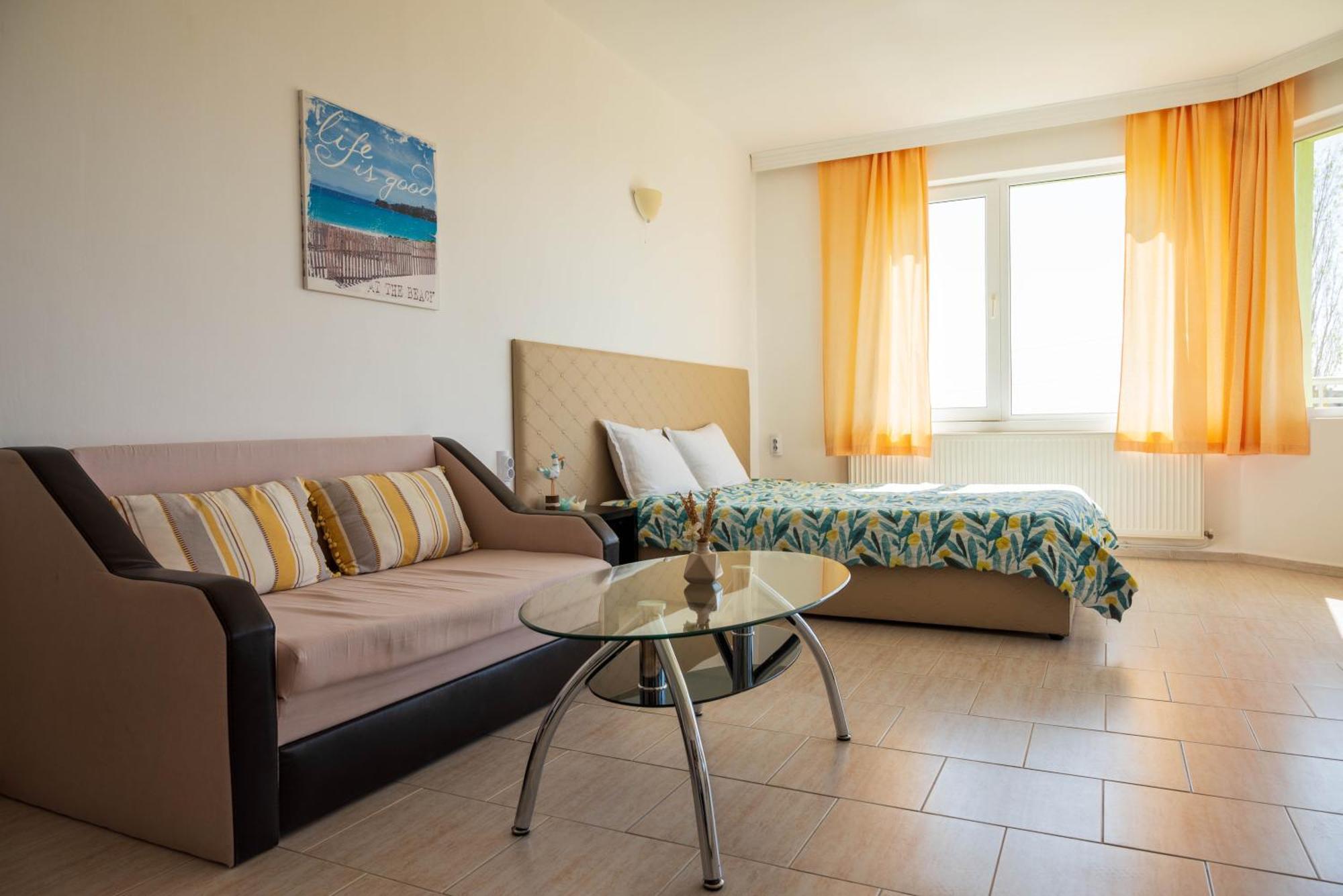 Family Hotel Perla Goldstrand Exterior foto