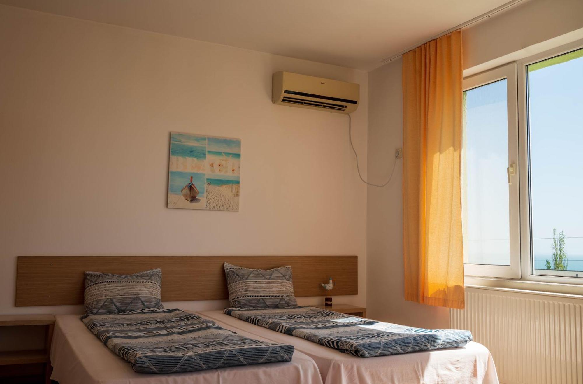 Family Hotel Perla Goldstrand Exterior foto