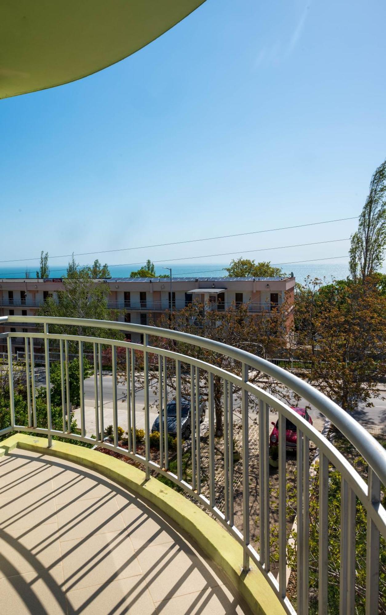 Family Hotel Perla Goldstrand Exterior foto