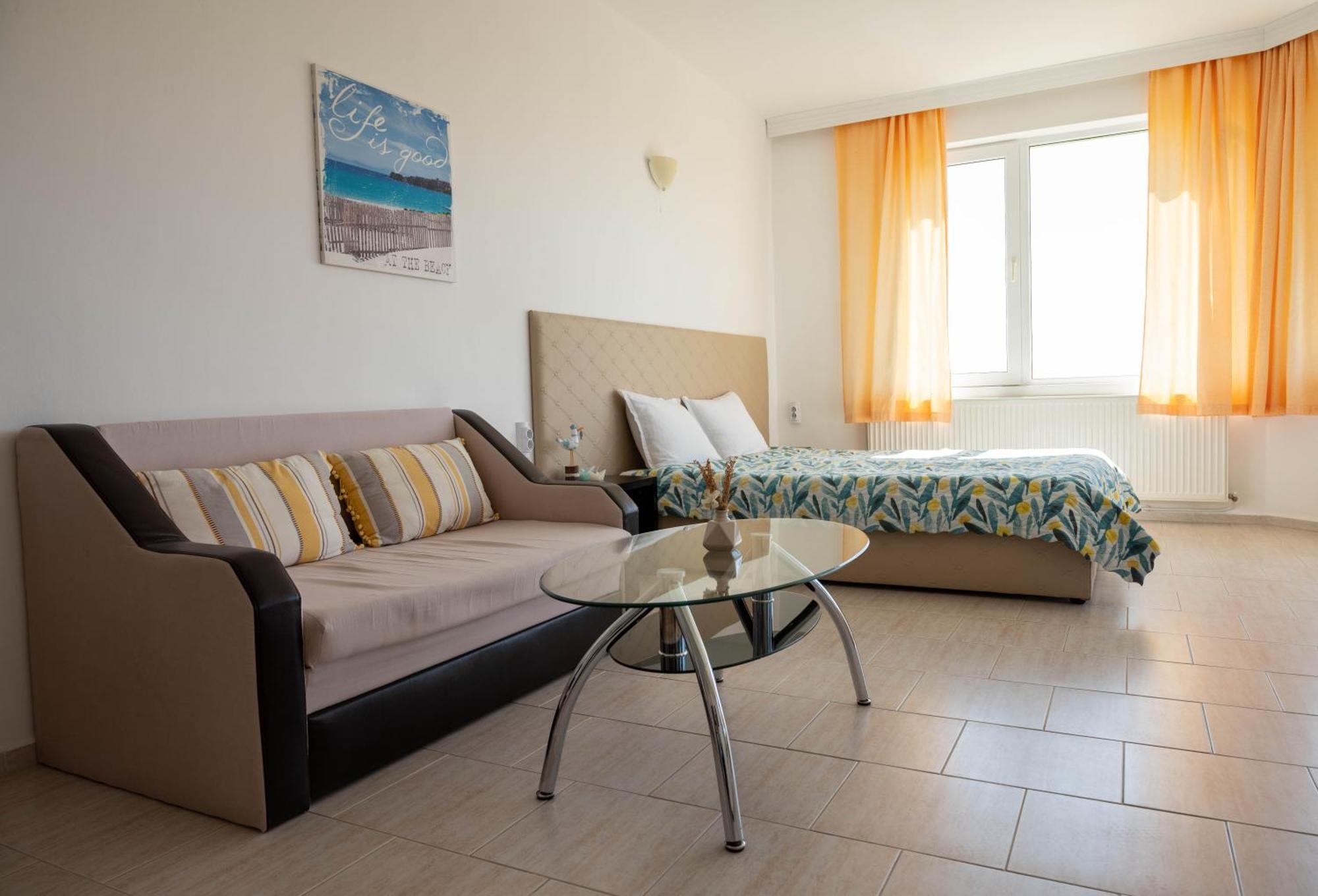 Family Hotel Perla Goldstrand Exterior foto